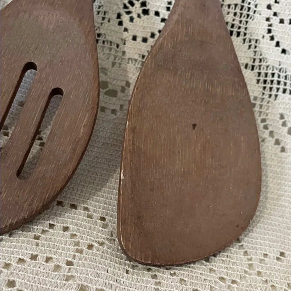 Wooden Kitchen Utensil Set - Brown set of  (3) new Gibson home